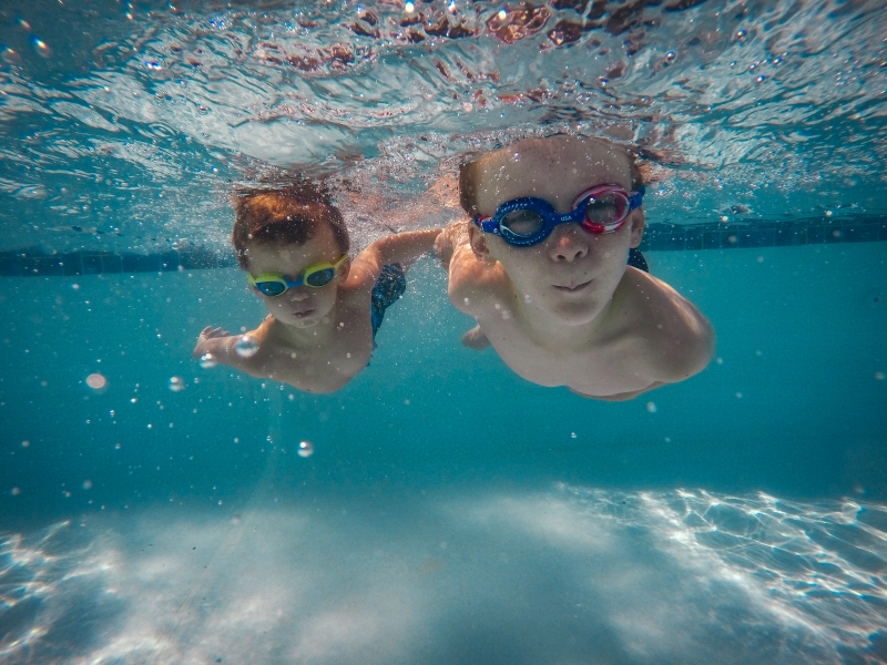 Underwater Photography - Molly Garg Photography